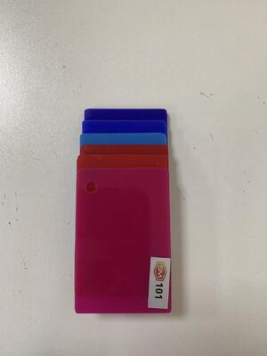 kupować 20mm Thick Fade-Resistant Colored Cast Acrylic Sheet for Indoor and Outdoor Applications online manufacture